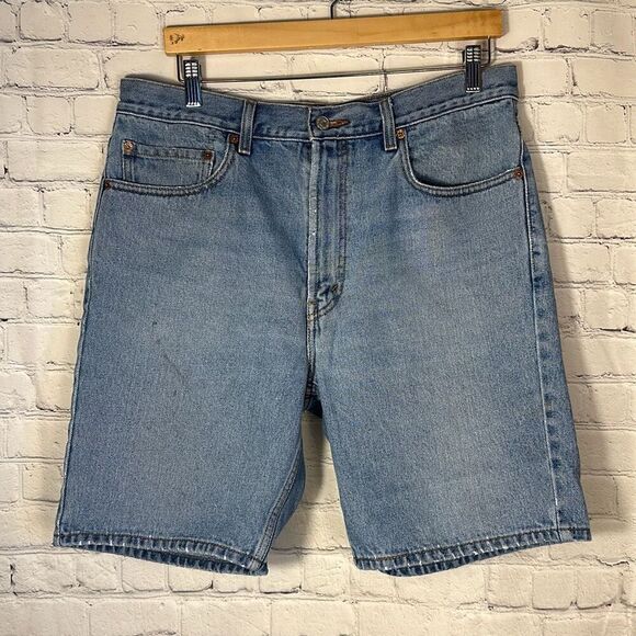 Vintage LEVI’S  505 90s Jean Denim Regular Fit Shorts size 36 Jorts SPOTS - Picture 1 of 8